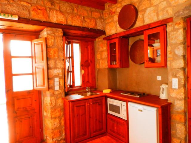 Patmos Garden room 4